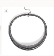 Load image into Gallery viewer, Paparazzi Necklace Subtle Selfie - Black