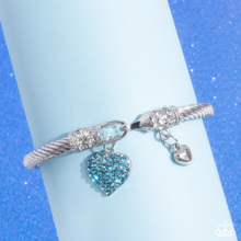Load image into Gallery viewer, Paparazzi Bracelet Heart Hour - Blue