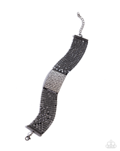 Load image into Gallery viewer, Paparazzi Bracelet Disco Dame - Black Coming