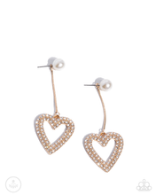 Load image into Gallery viewer, Paparazzi Earrings Valentines Vision - Gold