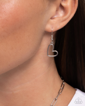 Load image into Gallery viewer, Paparazzi Necklace Courting Chains - Silver