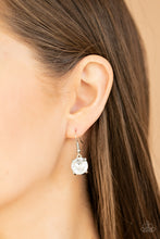 Load image into Gallery viewer, Paparazzi Necklaces 0 Iridescent Icing - White