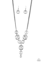 Load image into Gallery viewer, Paparazzi Necklaces Legendary Luster - Black