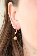 Load image into Gallery viewer, Paparazzi Necklaces High-Stakes FAME - Gold