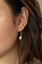 Load image into Gallery viewer, Paparazzi Necklaces Celebrity Couture - Gold