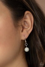 Load image into Gallery viewer, Paparazzi Necklaces On Island Time - Silver