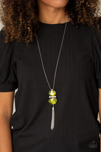 Load image into Gallery viewer, Paparazzi Necklace Runway Rival - Green