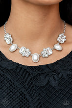 Load image into Gallery viewer, Fiercely 5th Avenue - Complete Trend Blend Fashion FIx