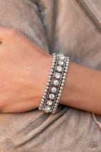 Load image into Gallery viewer, Magnificent Musings - Complete Trend Blend Fashion Fix COMING SOON