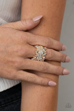 Load image into Gallery viewer, Paparazzi Rings Cosmic Confetti - Gold