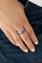 Load image into Gallery viewer, Paparazzi Rings You Make My Heart BLING - White