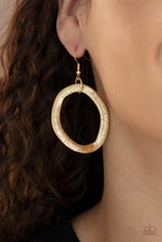 Load image into Gallery viewer, Paparazzi Necklaces Industrial Intimidation - Gold