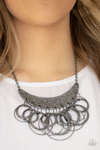 Load image into Gallery viewer, Paparazzi Necklaces Metro Eclipse - Black