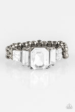 Load image into Gallery viewer, Paparazzi Rings Born To Rule - Black