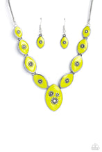 Load image into Gallery viewer, Paparazzi Necklace Pressed Flowers - Green Coming Soon