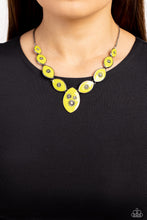 Load image into Gallery viewer, Paparazzi Necklace Pressed Flowers - Green Coming Soon