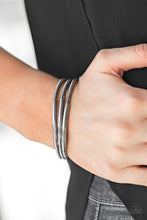 Load image into Gallery viewer, Paparazzi Bracelets Its A Stretch - Black