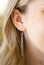 Load image into Gallery viewer, Paparazzi Necklaces Free-Spirited Forager - Pink