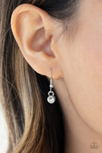Load image into Gallery viewer, Paparazzi Necklaces Lovely Luminosity - Pink