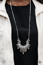 Load image into Gallery viewer, Paparazzi Necklaces Fashion Fix Leave it to LUXE - Silver
