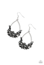 Load image into Gallery viewer, Paparazzi Necklace Crash Landing - Silver