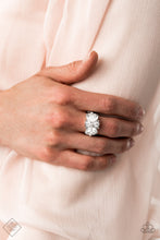 Load image into Gallery viewer, Paparazzi Fashion Fix Fiercely 5th Avenue - Complete Trend Blend