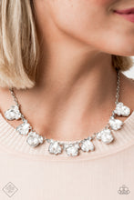 Load image into Gallery viewer, Paparazzi Fashion Fix Fiercely 5th Avenue - Complete Trend Blend