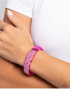 Paparazzi Bracelet Refulgent Rebel Pink