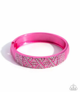 Paparazzi Bracelet Refulgent Rebel Pink