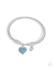 Load image into Gallery viewer, Paparazzi Bracelet Heart Hour - Blue
