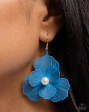 Load image into Gallery viewer, Paparazzi Earrings PETAL the Score - Blue
