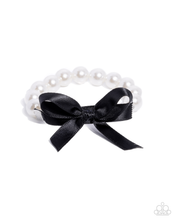 Load image into Gallery viewer, Paparazzi Bracelet Serene Substance - Black
