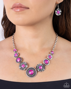 Paparazzi Necklace Treasure Chest Couture - Pink Coming Soon