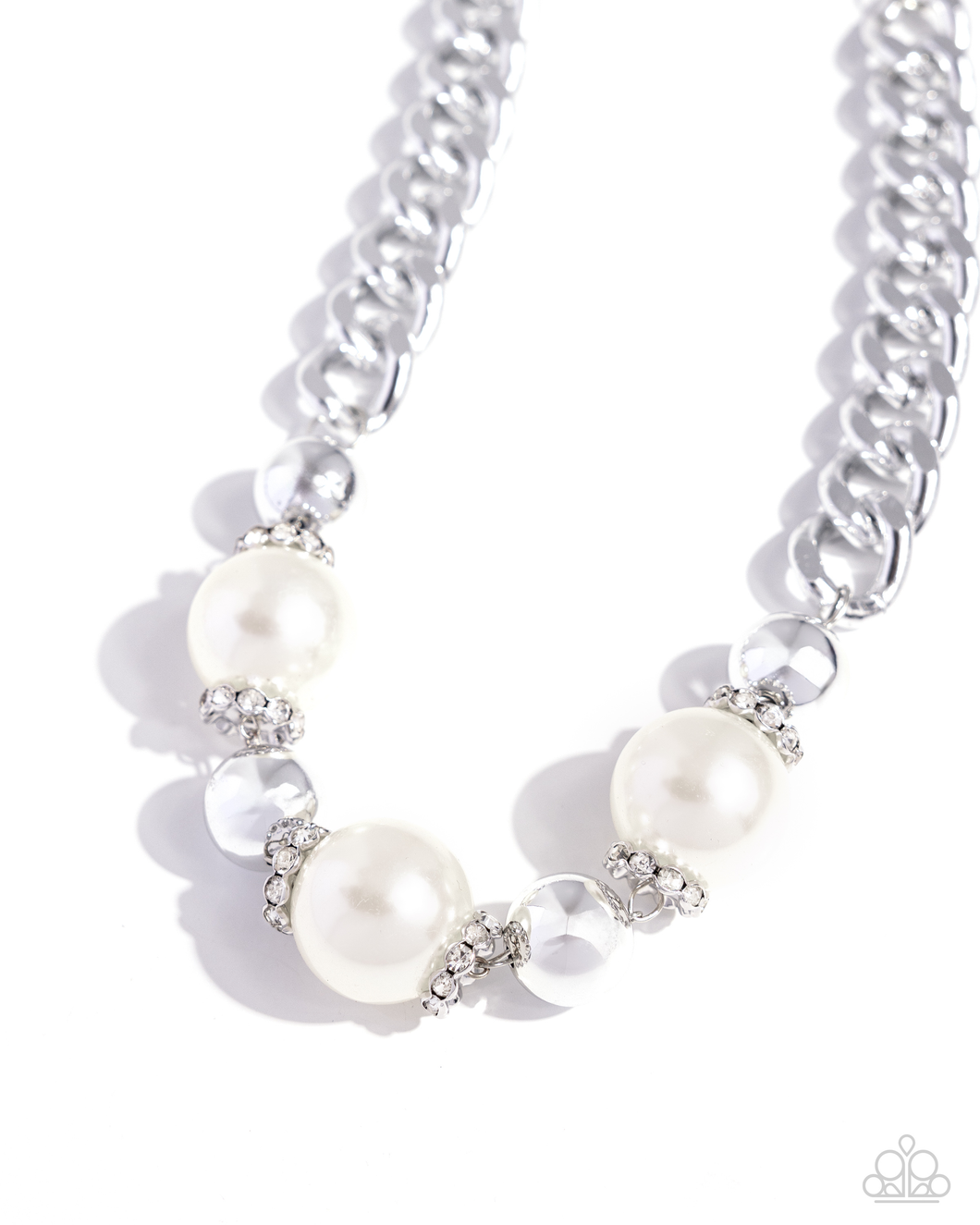 Paparazzi Necklace Generously Glossy - White Coming Soon