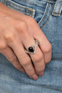 Paparazzi Rings Remarkable Refinement - Black