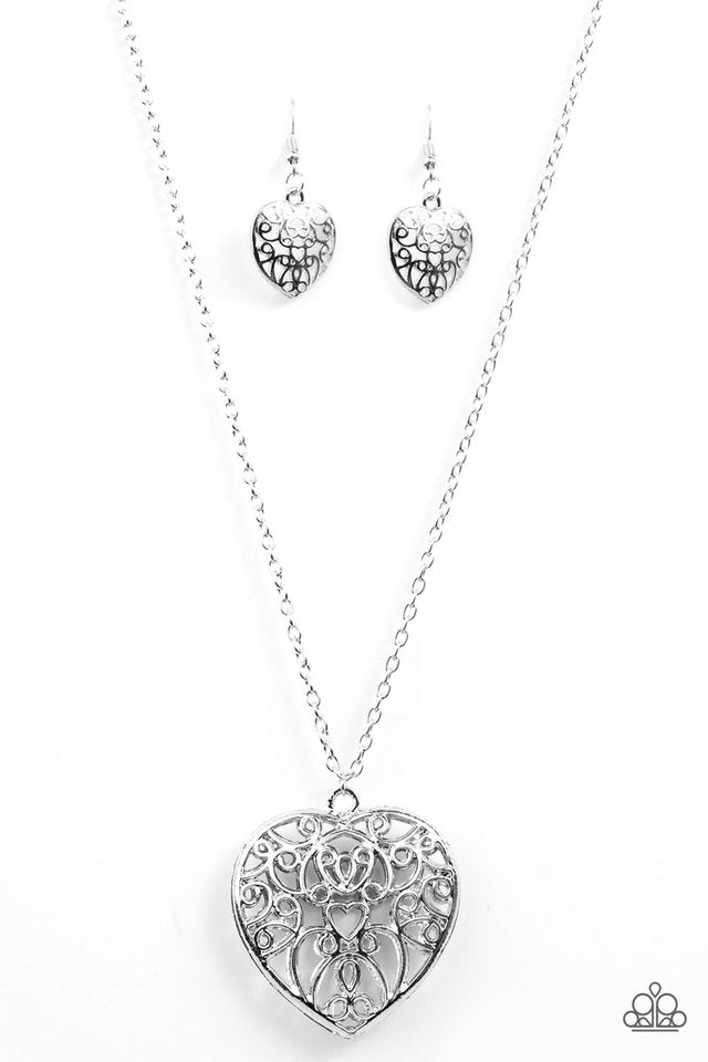 Silver Paparazzi Necklace Deep in My Heart