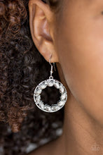 Load image into Gallery viewer, Paparazzi Earrings Global Glow White
