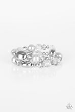 Load image into Gallery viewer, Paparazzi Bracelets Downtown Dazzle - S
