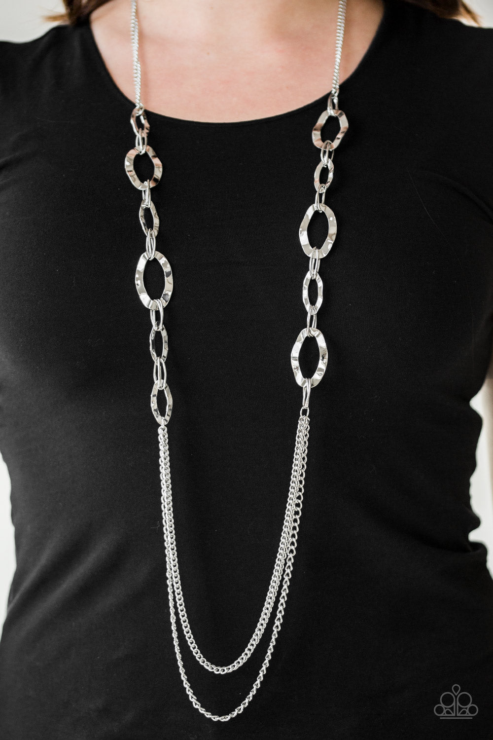 Silver Paparazzi Necklace Street Beat