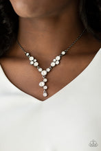 Load image into Gallery viewer, Paparazzi NeckoFive-Star Starlet - Black
