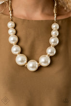 Load image into Gallery viewer, Paparazzi Necklaces Fashion Fix Pearly Prosperity - Gold
