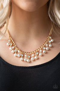 Paparazzi Necklaces Regal Refinement - Gold