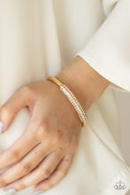 Load image into Gallery viewer, Paparazzi Bracelets Day to Day Dazzle - Gold
