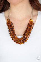 Load image into Gallery viewer, Paparazzi Necklaces Comin In HAUTE - Brown
