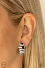 Load image into Gallery viewer, Paparazzi Earrings Bank Tank - Black
