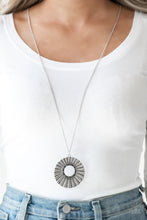 Load image into Gallery viewer, Paparazzi Necklaces Chicly Centered - Multi
