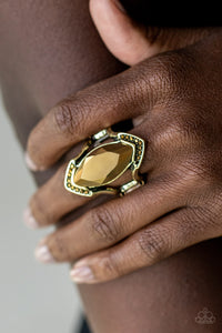 Paparazzi Rings Leading Luster - Brass