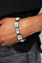 Load image into Gallery viewer, Paparazzi Bracelets After Hours - Black
