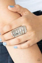 Load image into Gallery viewer, Paparazzi Rings Sound Waves - Silver
