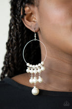 Load image into Gallery viewer, Paparazzi Earrings Working The Room - White
